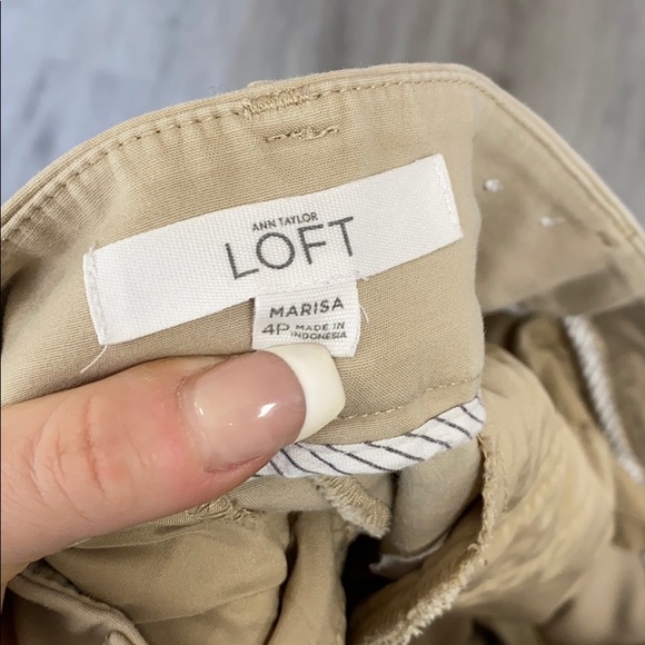 Ann Taylor Loft cropped Khaki pant - Picture 3 of 3